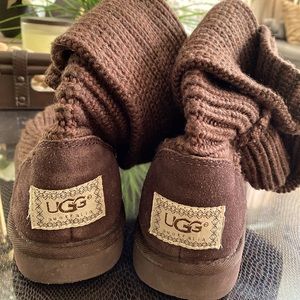 Uggs knit boots